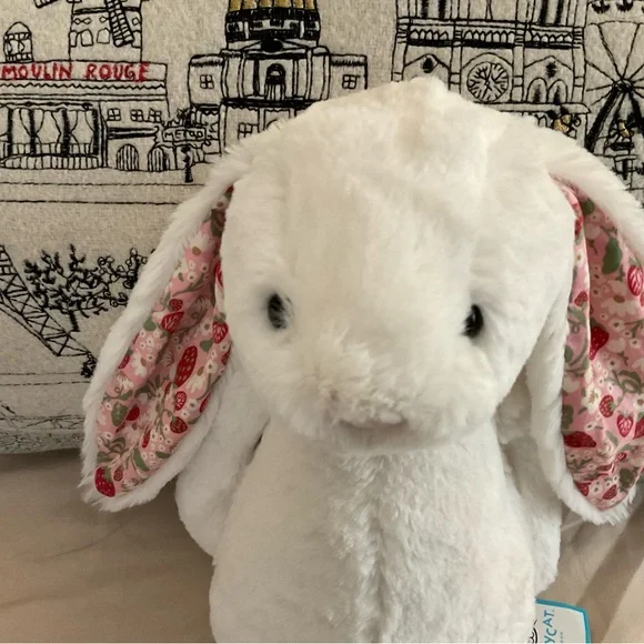 Jellycat Blossom Creme Bunny  “Berry” NWT Medium Plushie - Picture 7 of 11